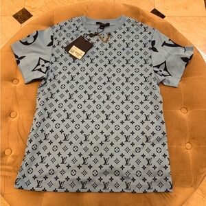 Authentic New With Tags Louis Vuitton Monogram Blue Short Sleeve Tee